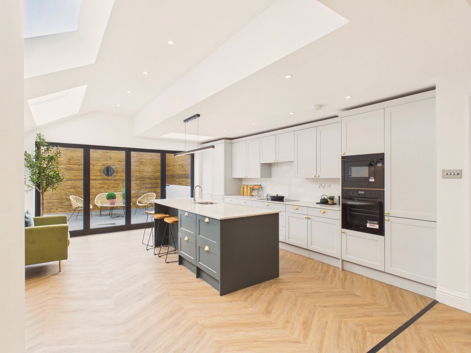 Salstan featured project